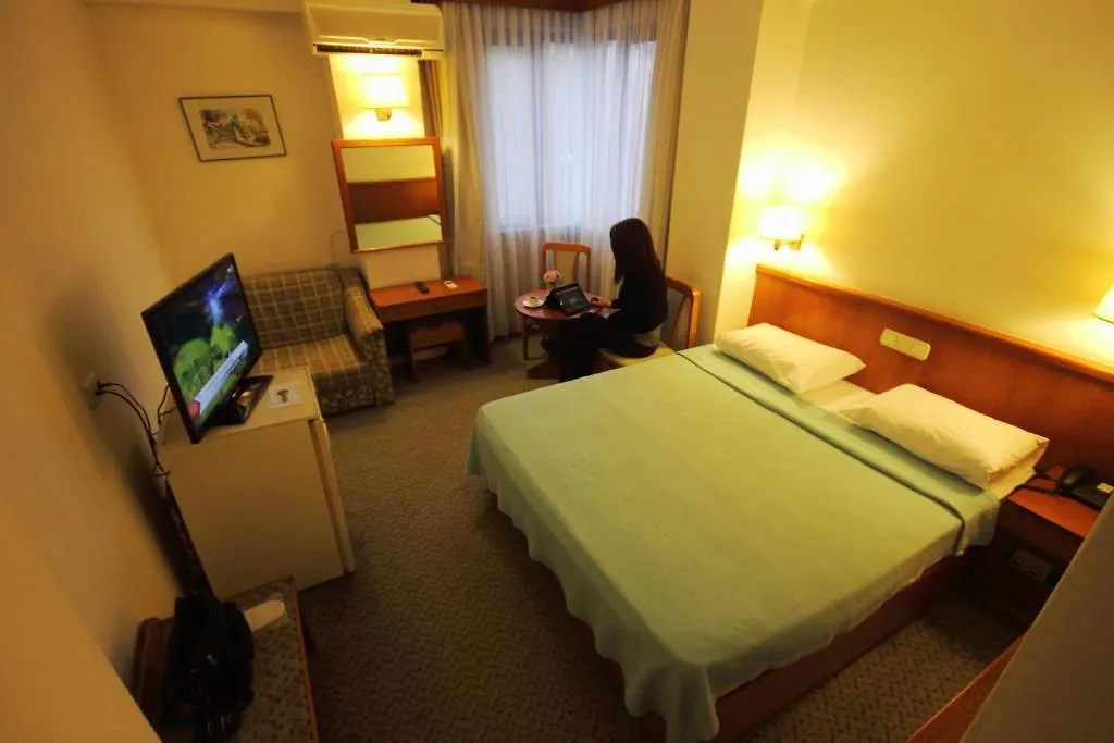 Hotel Gueleryuez 2 Αττάλεια