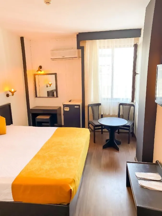 Hotel Gueleryuez 2 Antalya