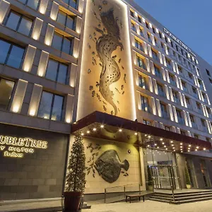 Hotel Doubletree By Hilton