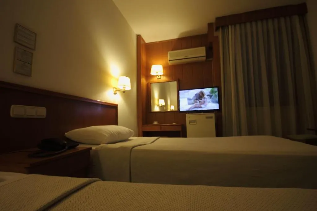 Hotel Gueleryuez 2 Antalya