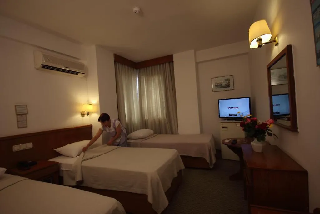 Hotel Gueleryuez 2 أنطاليا